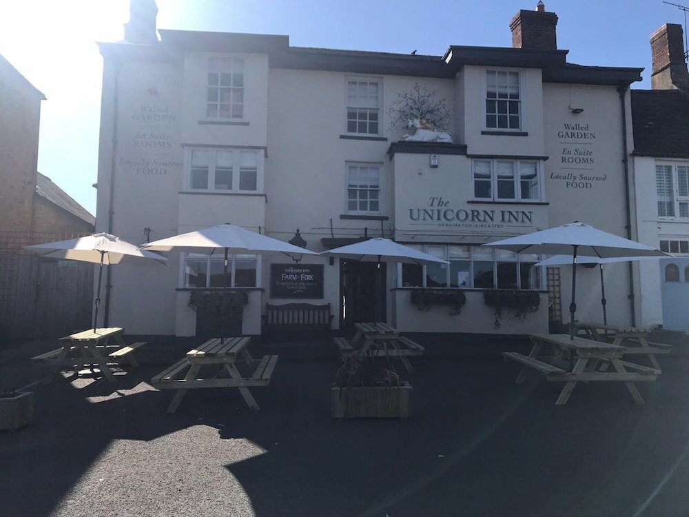 Фото Oyo Unicorn Inn