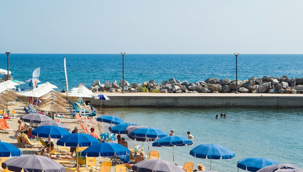 Фото Xenios Loutra Village Beach Hotel