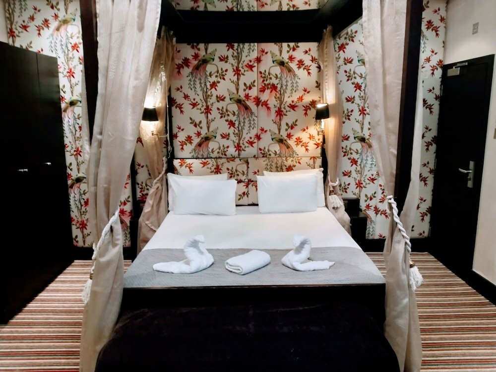 Фото Edward Hotel