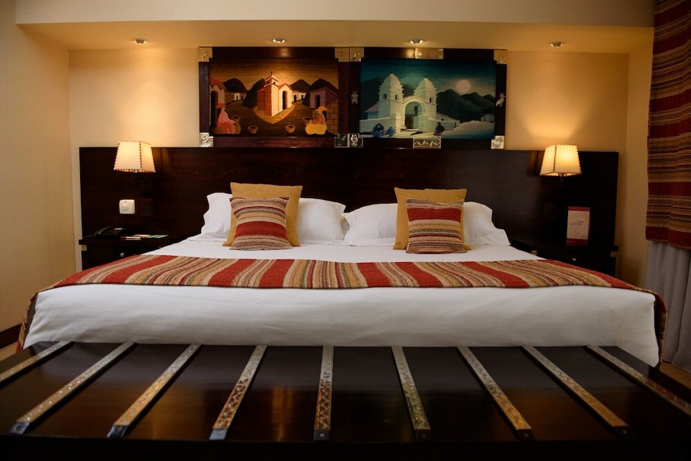 Фото Alejandro i Hotel