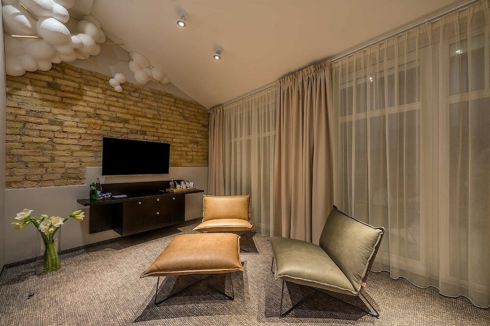 Фото Artagonist Hotel