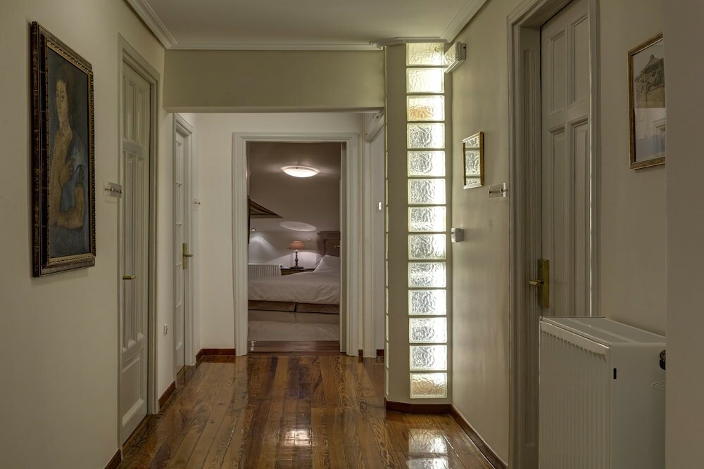 Фото Home & Poetry