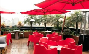 Radisson Red Miraflores (Distrital Miraflores, Calle Bolívar, 220), hotel