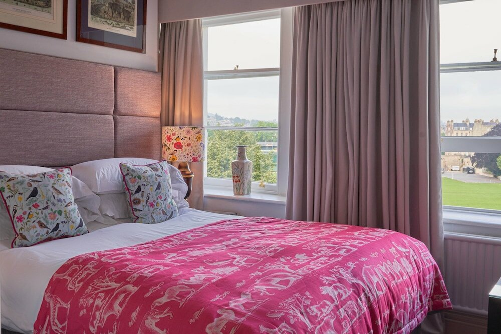 Фото The Bird, Bath