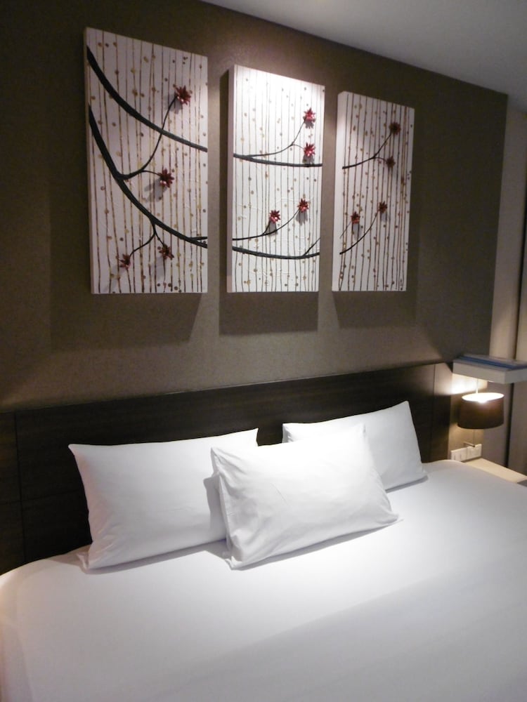 Фото The Green Bells New Petchburi