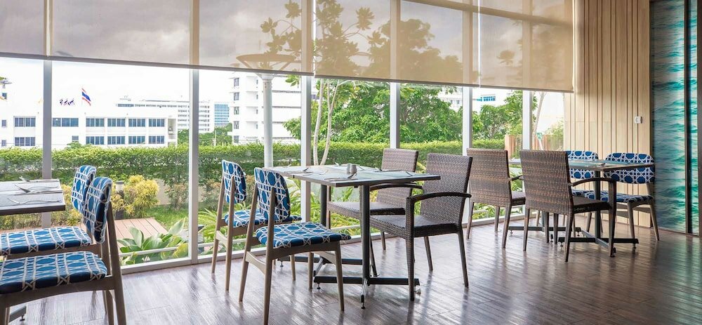 Фото Centara Life Government Complex Hotel & Convention Centre Chaeng Watthana