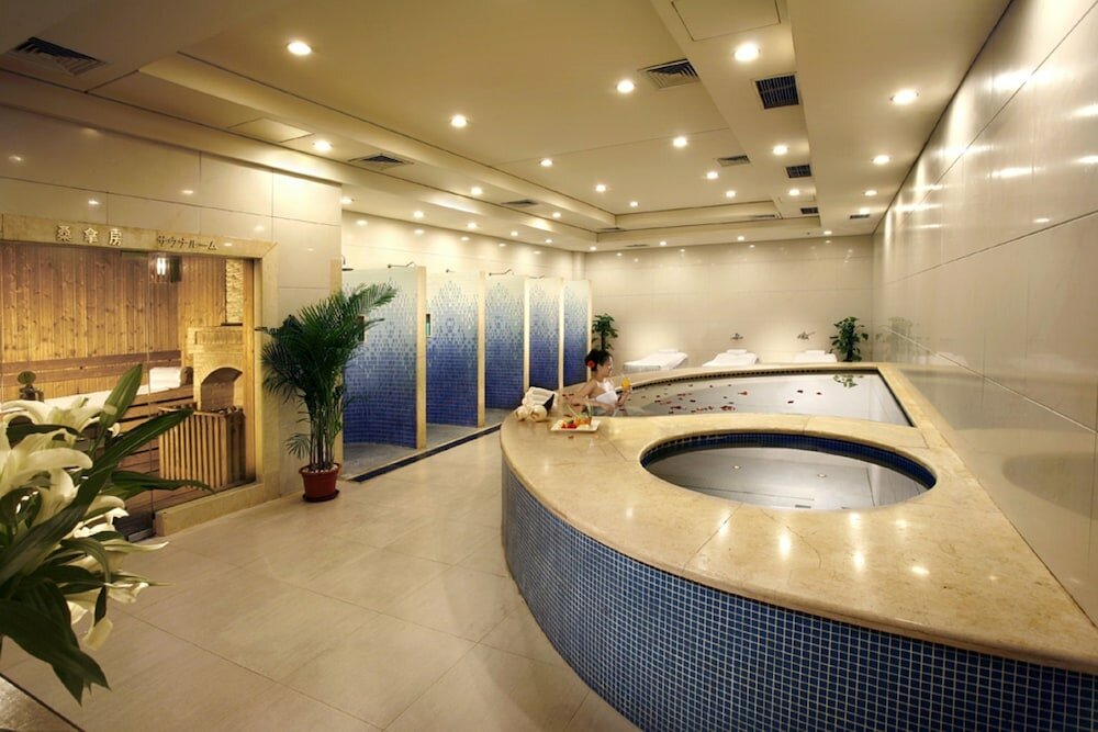 Фото Dalian Kerren Hotel