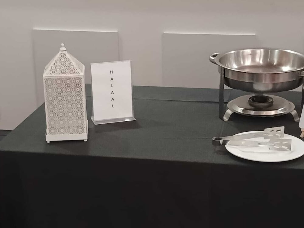 Фото Cumberland Hotel Worcester