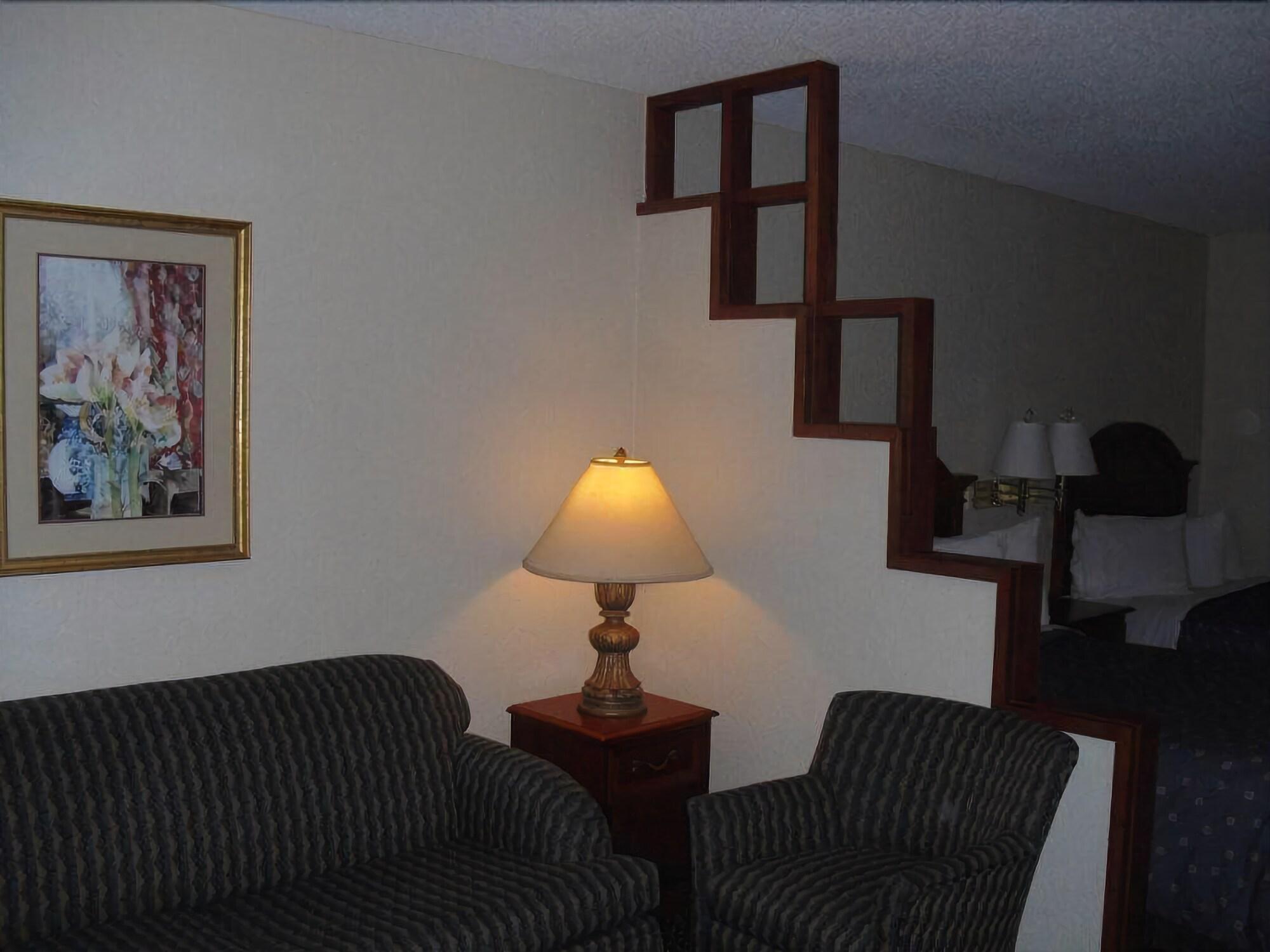 Фото Homegate Studios & Suites San Antonio Fiesta Park