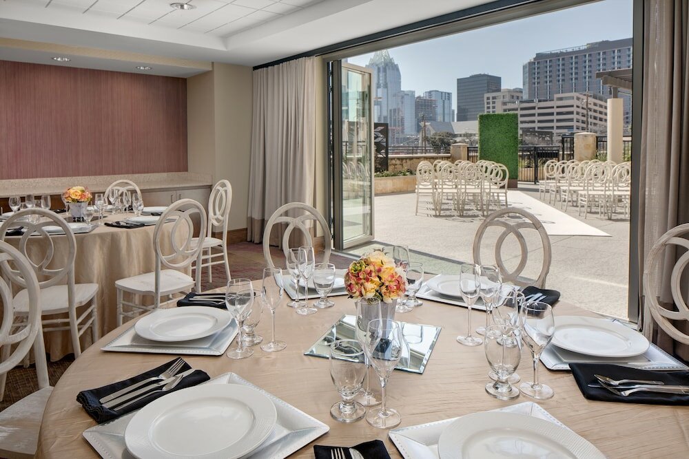 Фото Hotel Indigo Austin Downtown - University, an Ihg Hotel