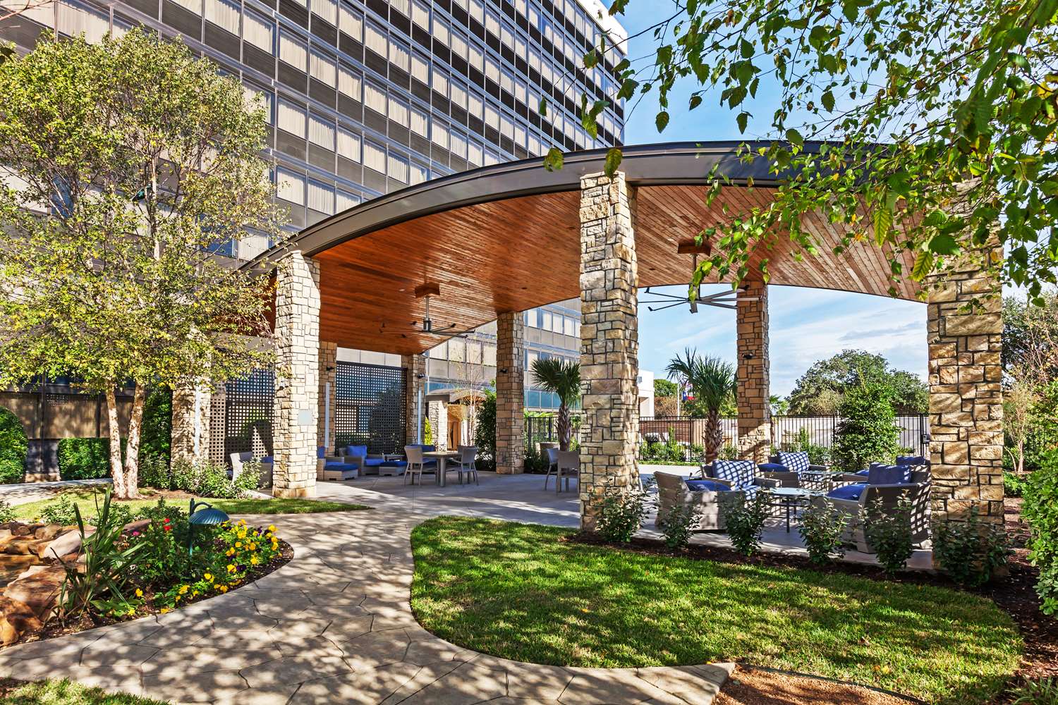 Фото Hilton Waco