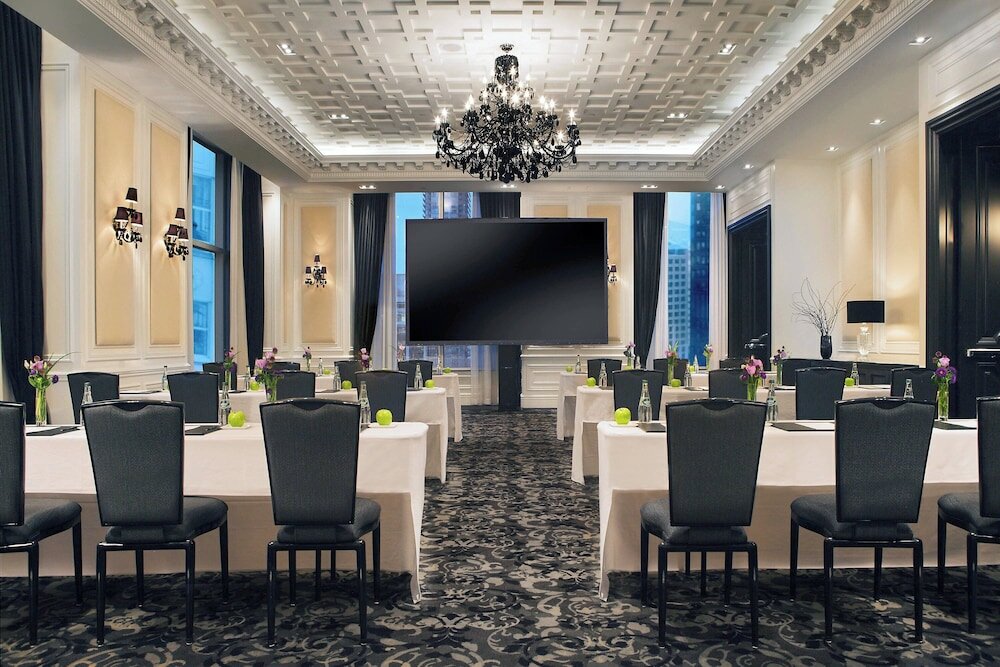 Фото The St. Regis Toronto