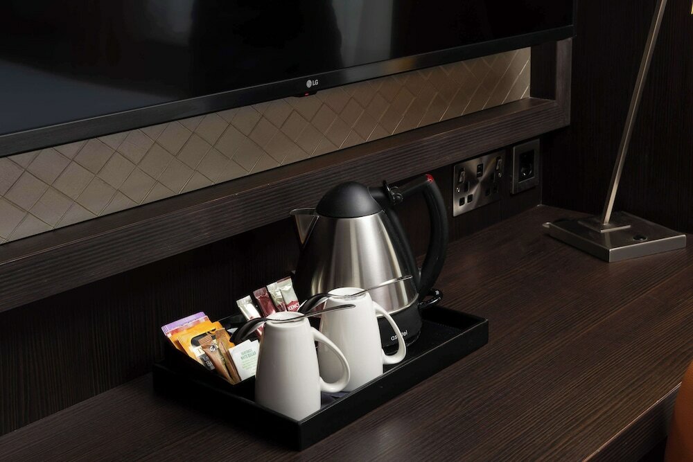 Фото DoubleTree by Hilton London - Hyde Park