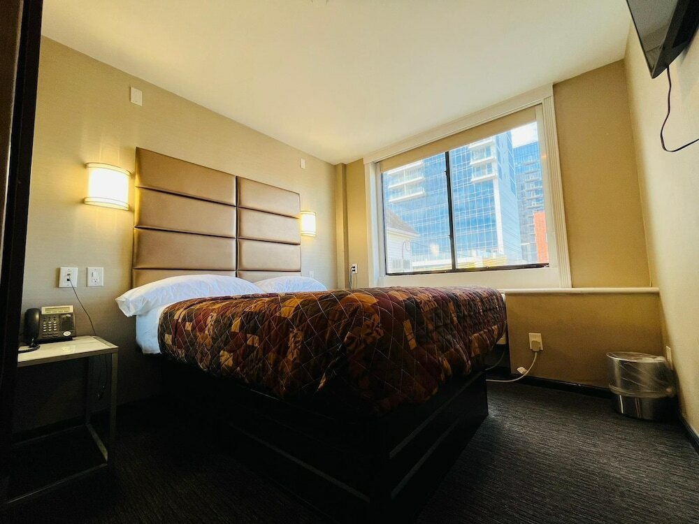 Фото Hotel Key LaGuardia Airport