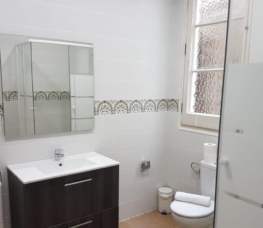 Фото Hostal Martinval