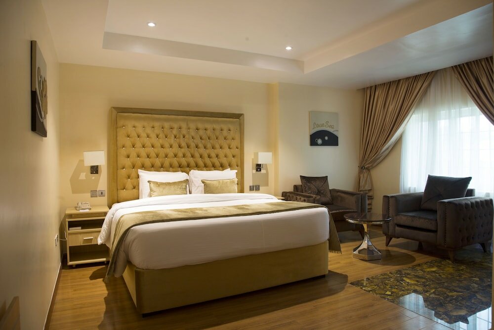 Фото Bon Hotel Elvis