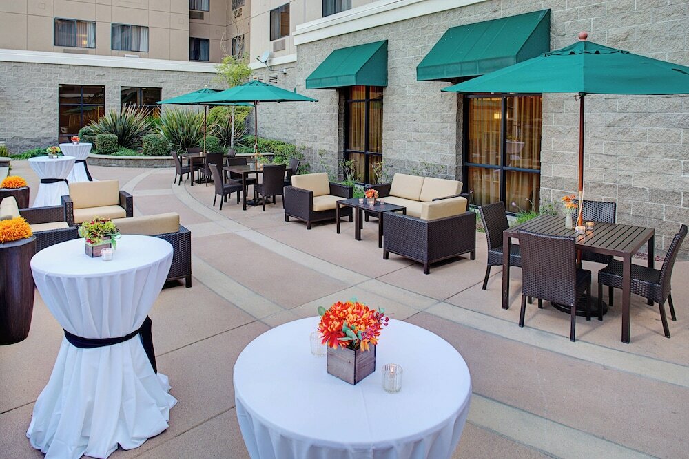 Фото Courtyard by Marriott Sacramento Midtown