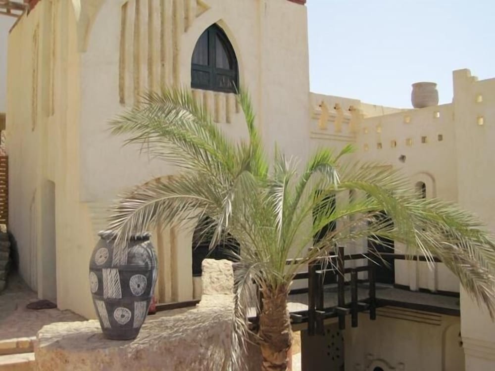 Фото Umbi Sharks Bay Diving Village