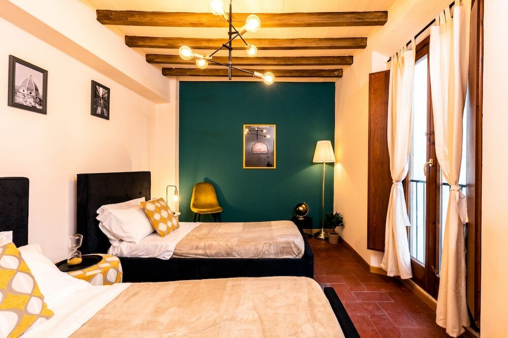 Фото New Florence palazzo - 3 Bedrooms - Private Terrace - Wifi