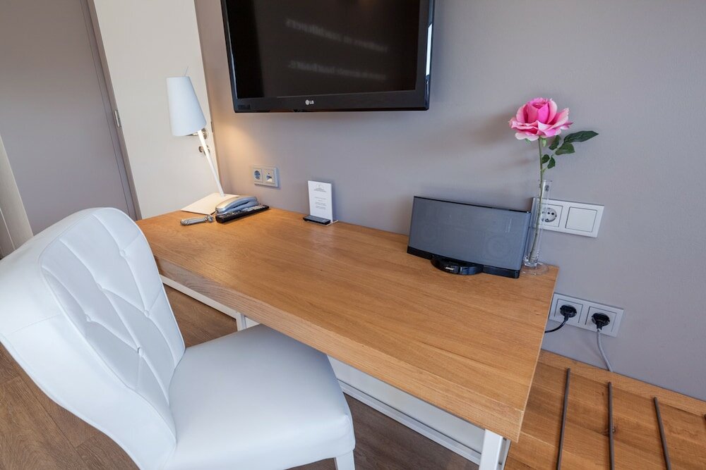 Фото Van der Valk Hotel Groningen Westerbroek