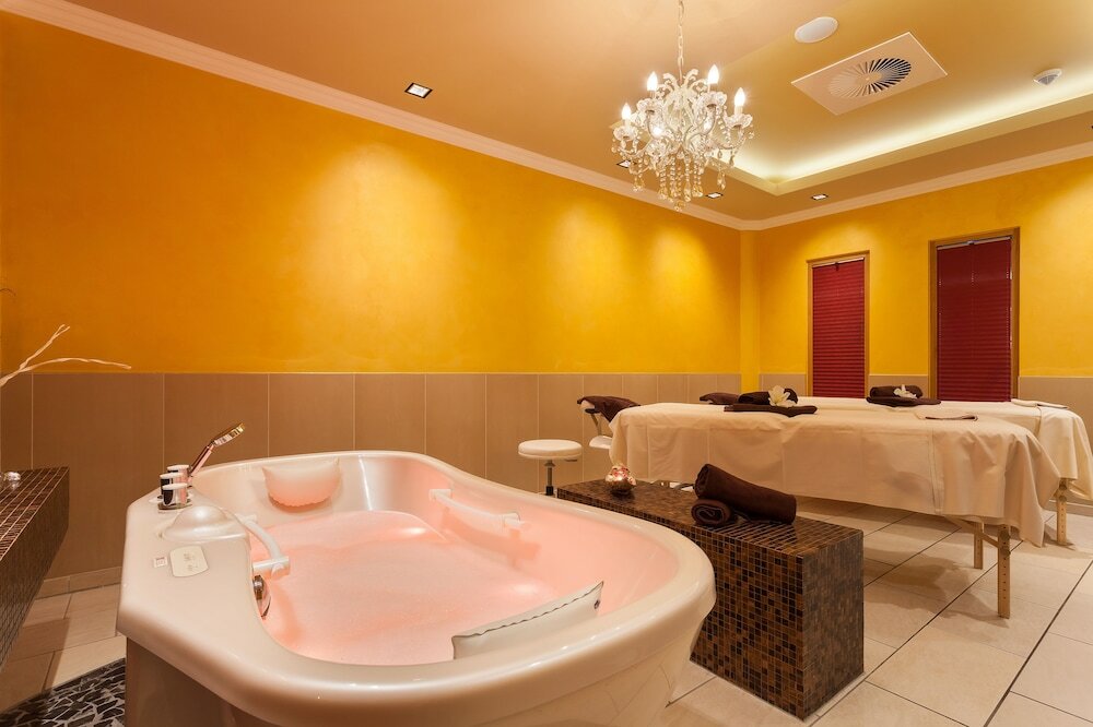 Фото Hotel Vier Jahreszeiten Kühlungsborn