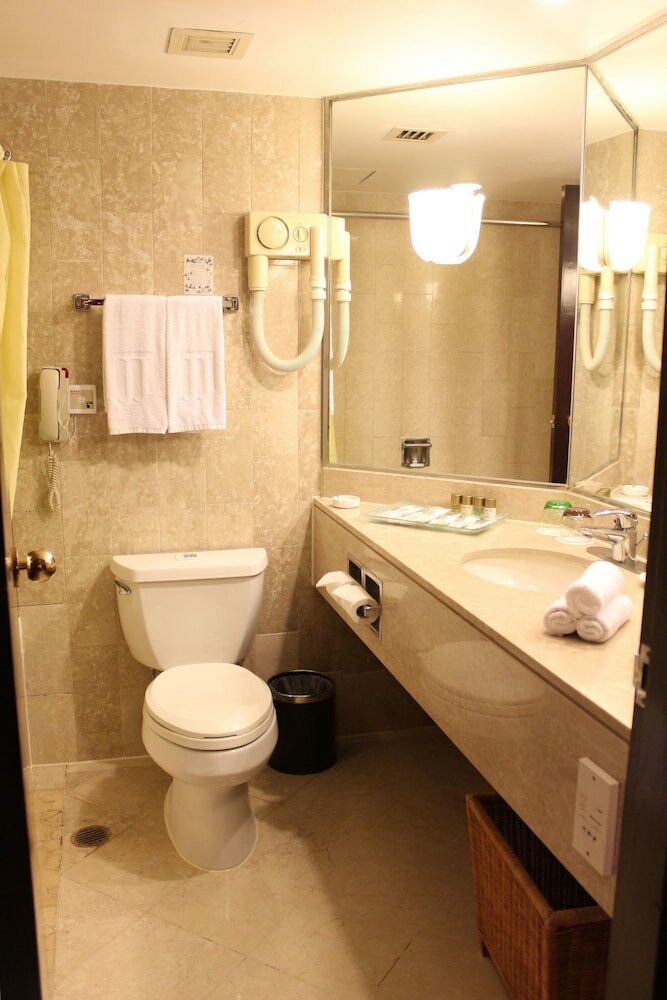 Фото Jin Jiang Tower