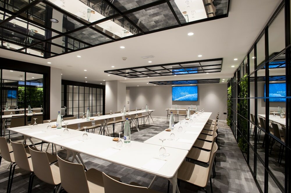 Фото Catalonia Conde de Floridablanca