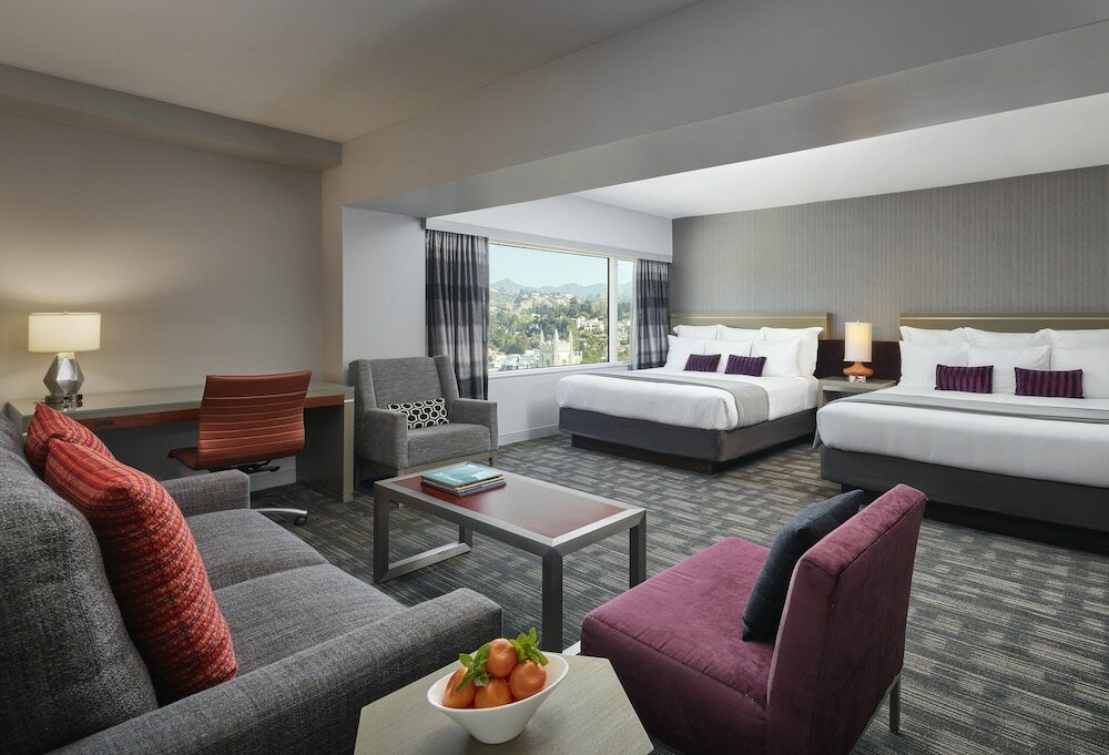 Фото Loews Hollywood Hotel