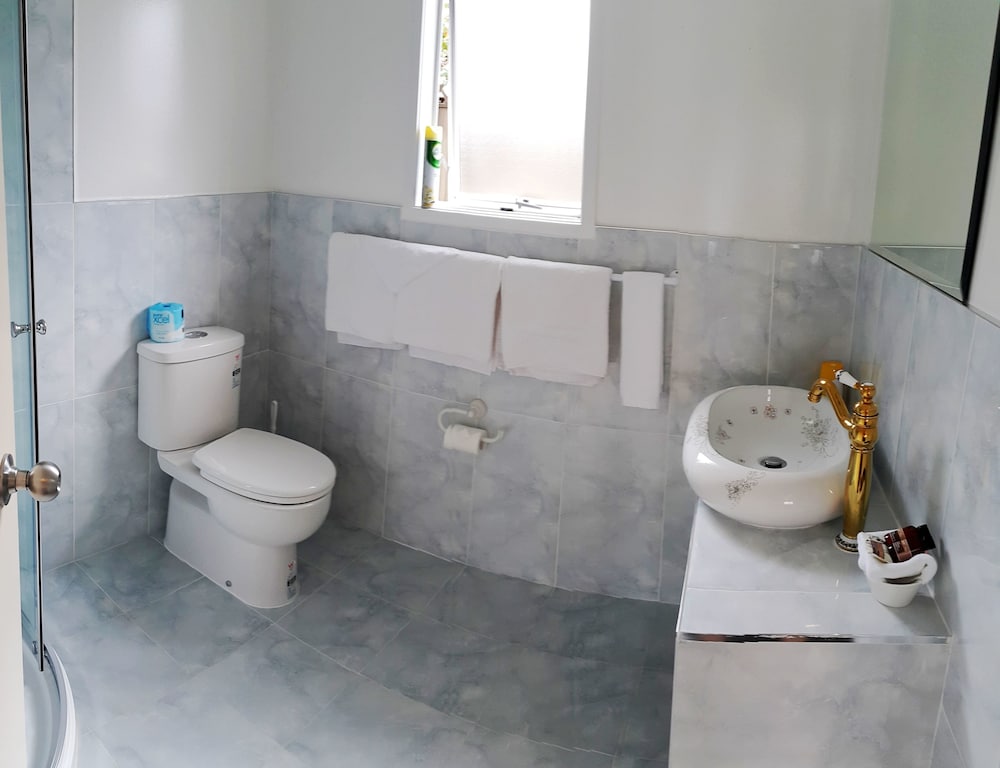 Фото Ann's Volcanic Rotorua Motel and Serviced Apartments