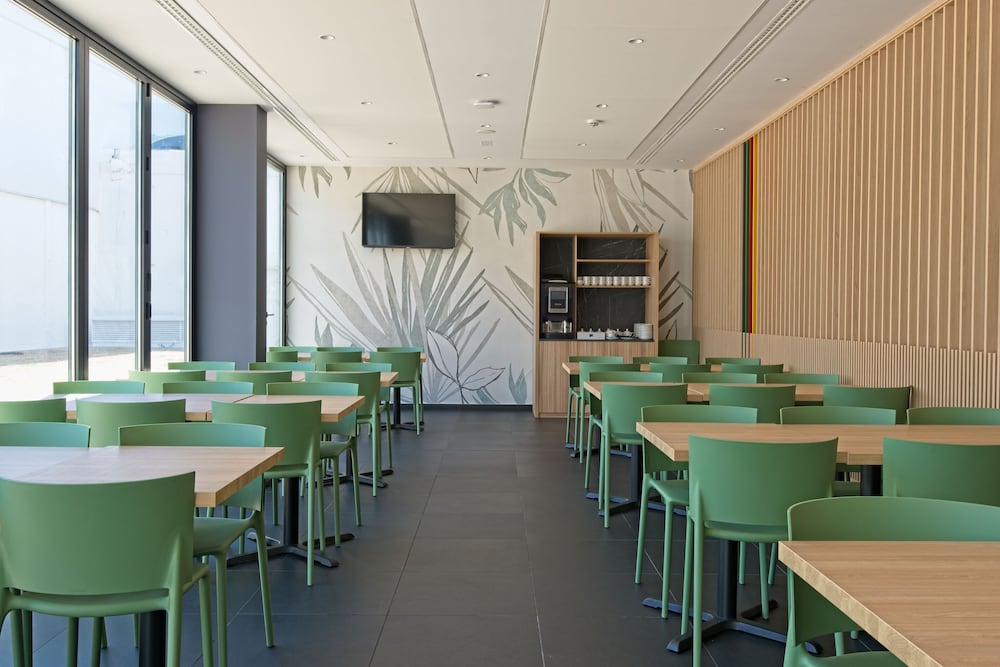 Фото Dwo Colours Alcalá