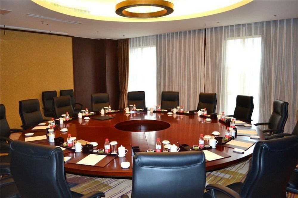 Фото Days Hotel & Suites by Wyndham Hengan Chongqing