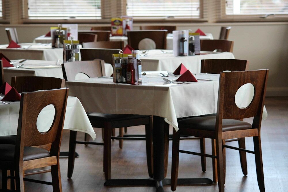 Фото Wookey Hole Hotel