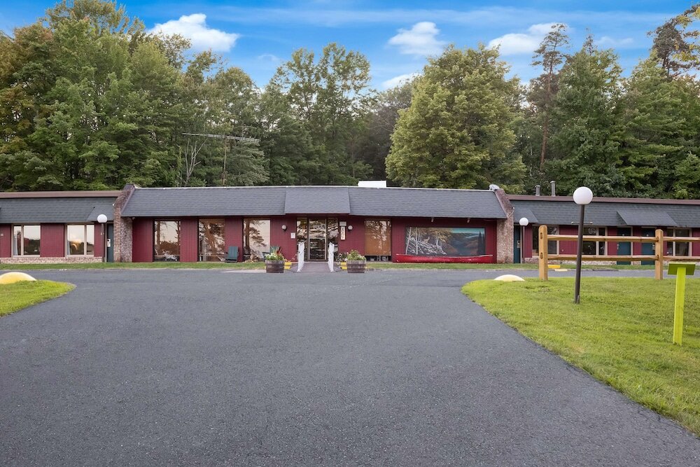 Фото Travelodge by Wyndham Emlenton