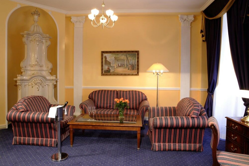 Фото Hotel Embassy