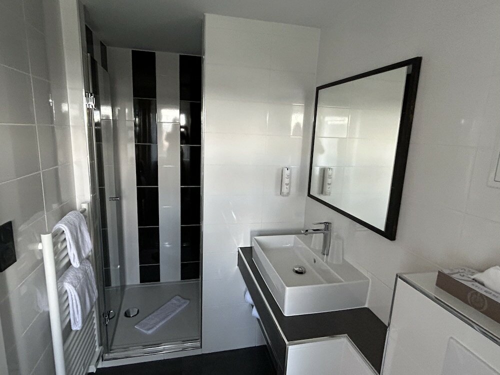 Фото Le Bristol Strasbourg Centre Gare