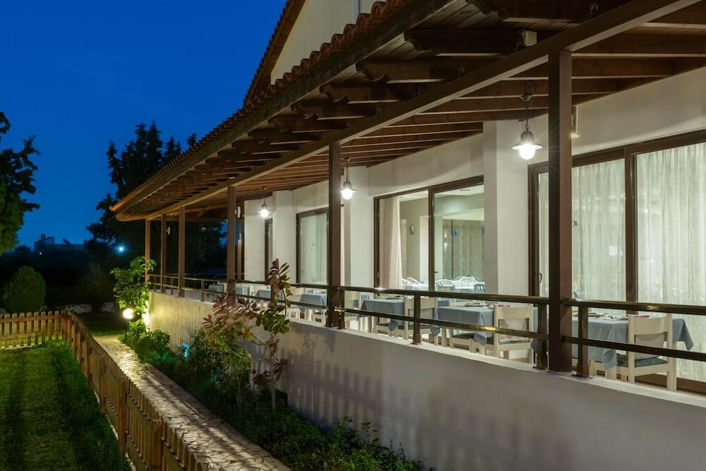 Фото Matoula Beach Hotel