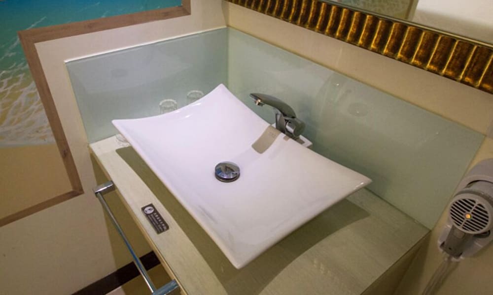 Фото Dong Men Hotel