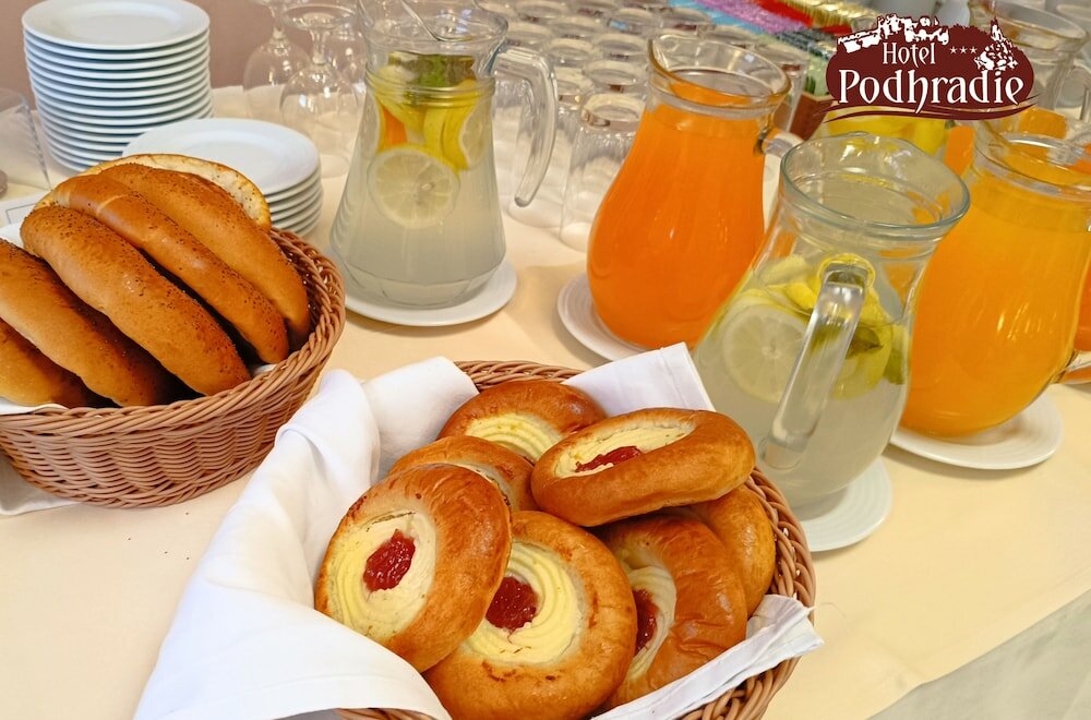 Фото Hotel Podhradie