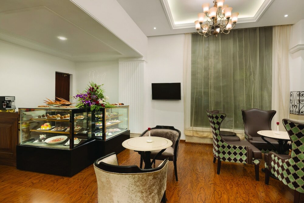 Фото Ramada Plaza by Wyndham Chandigarh Zirakpur