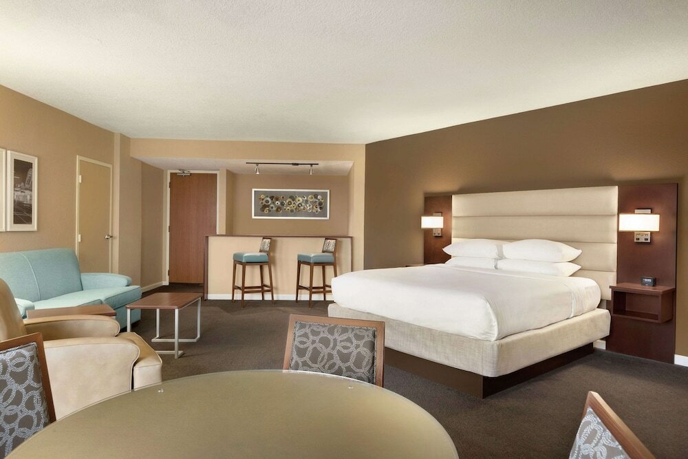 Фото Doubletree by Hilton Orlando Downtown