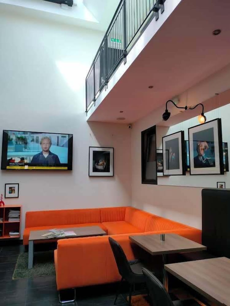 Фото Hotel Jomfru Ane