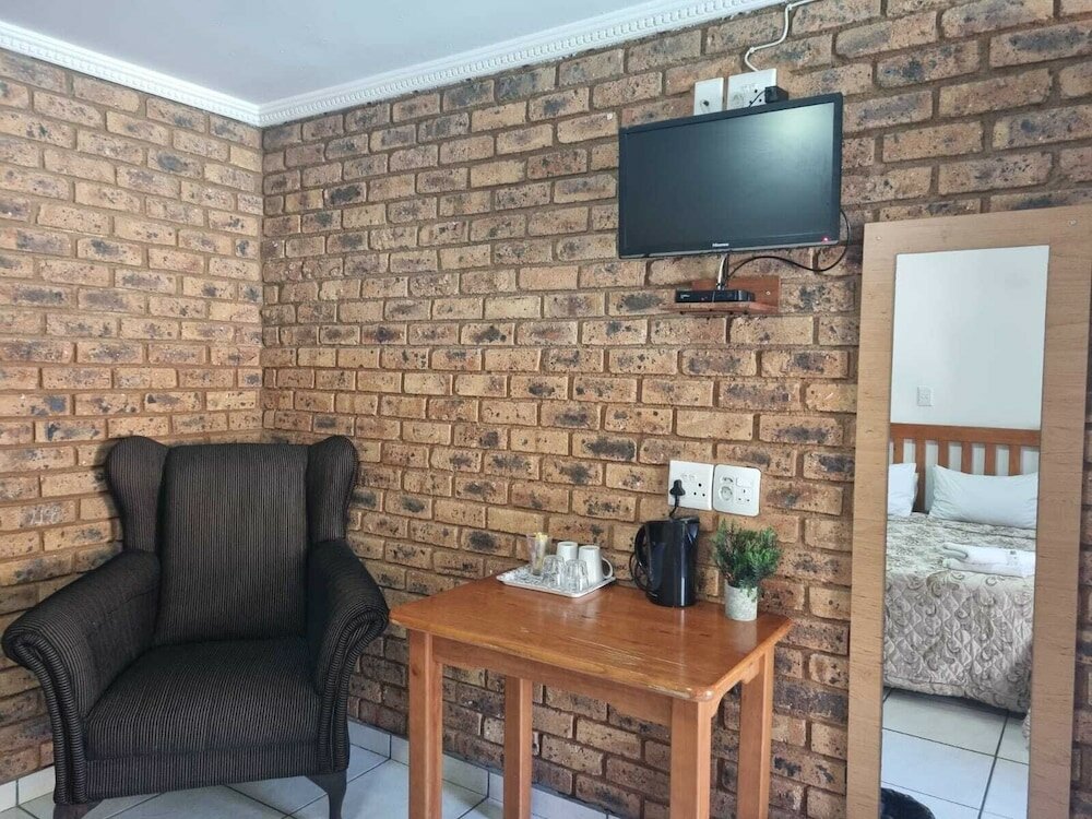 Фото Emerald Guesthouse