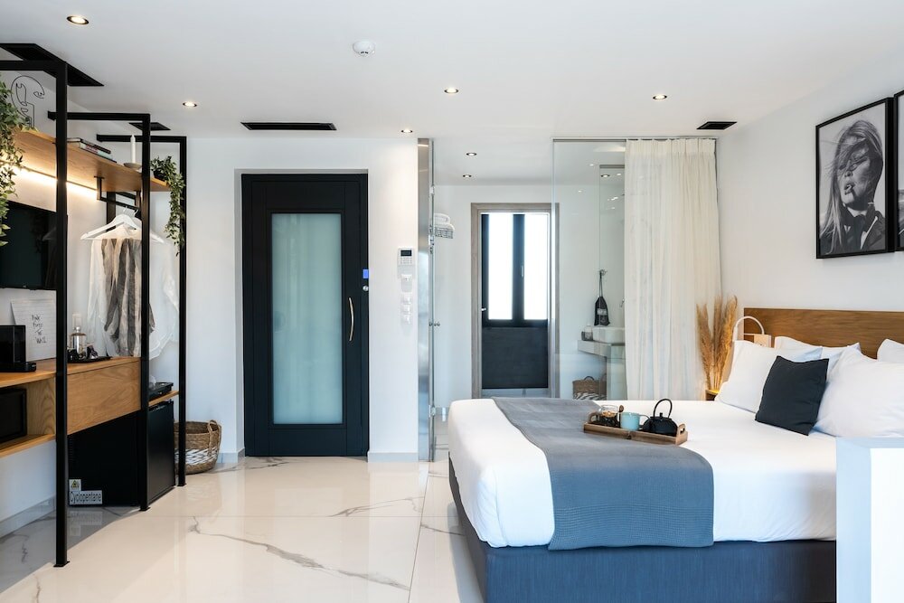 Фото Melo Athens