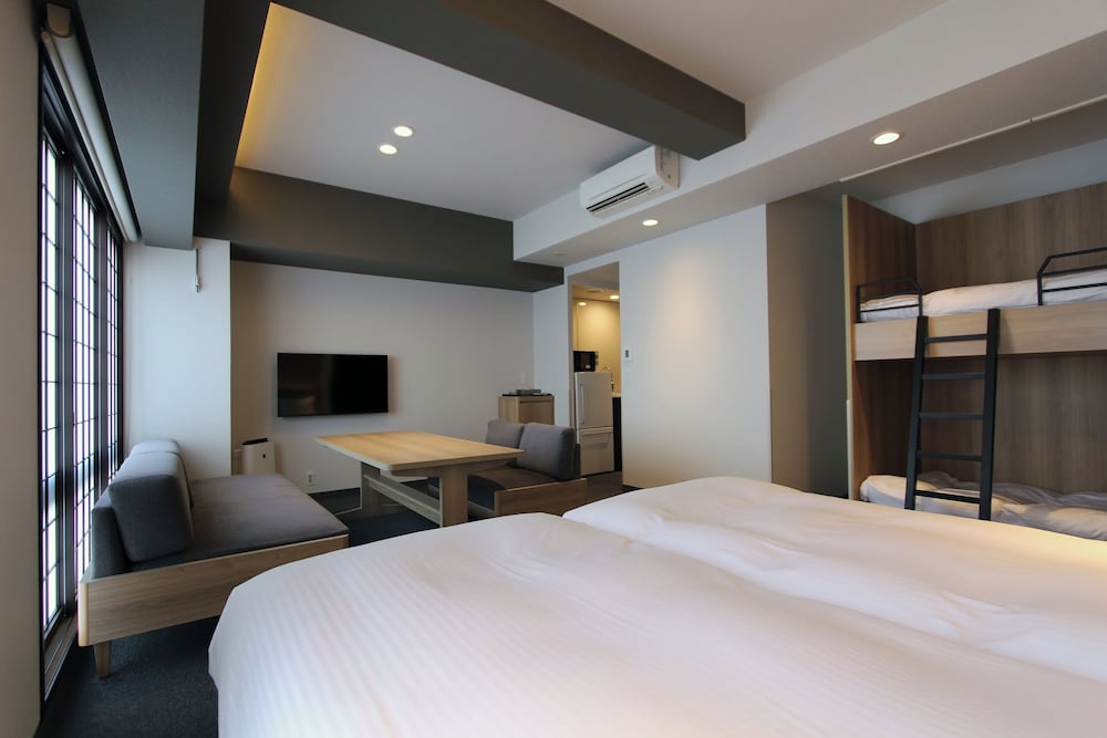 Фото Koko Hotel Residence Kyoto Nijo Castle