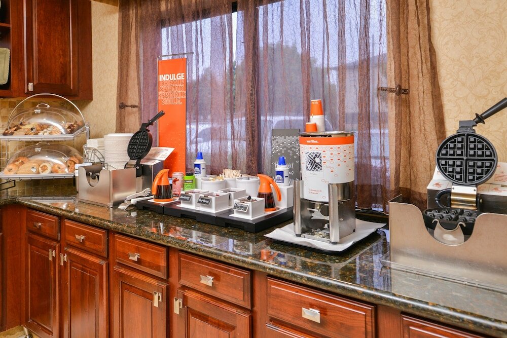 Фото Hampton Inn & Suites Boise-Meridian