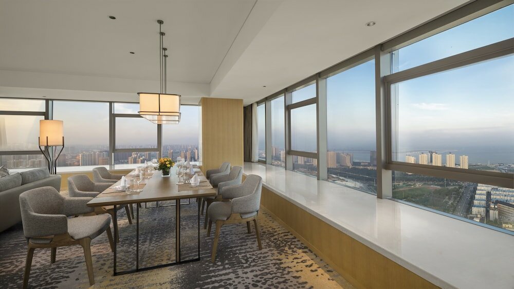 Фото Holiday Inn Qinhuangdao Haigang