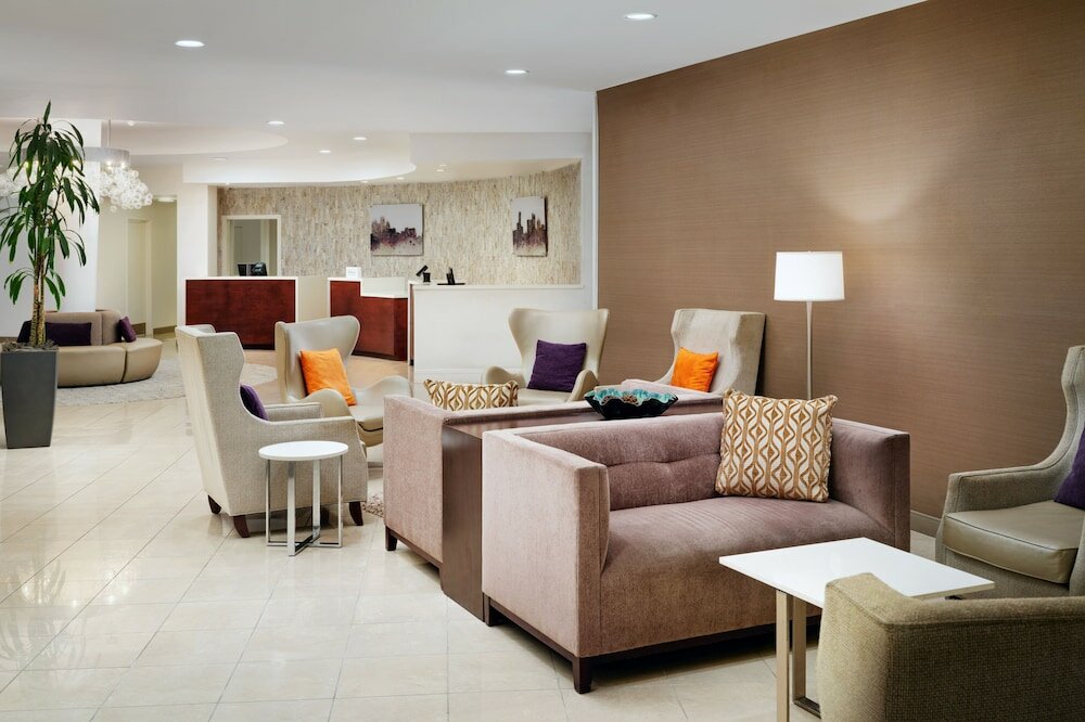 Фото DoubleTree by Hilton Atlanta - Emory Area