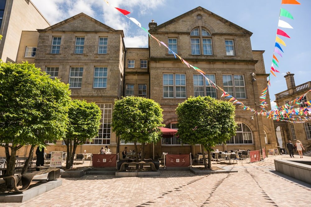 Фото отеля 2