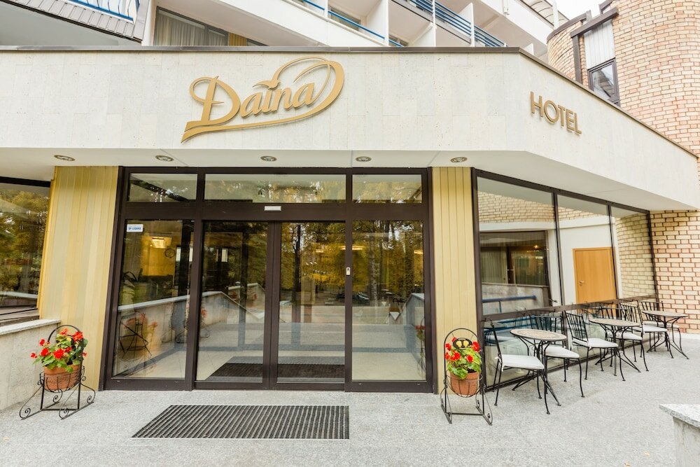 Фото отеля 2