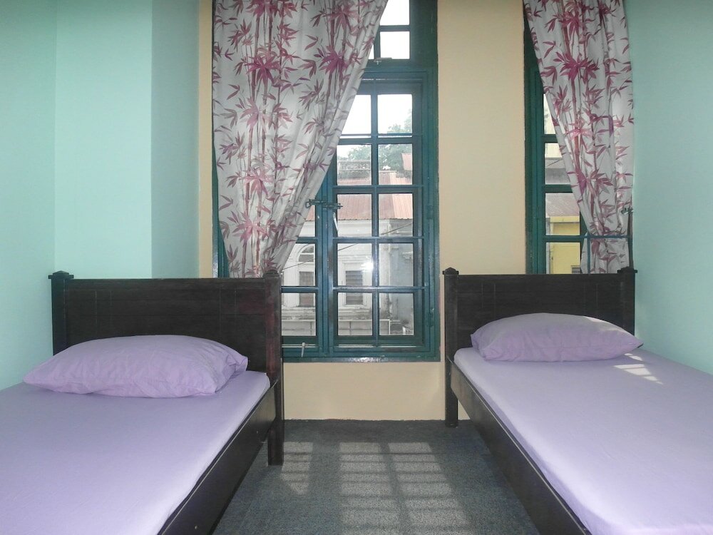 Фото Oasis Guest House